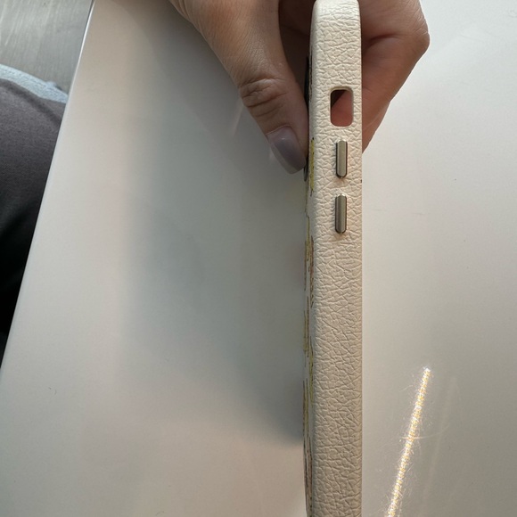 Casetify leather case iPhone 13 pro - Picture 3 of 4